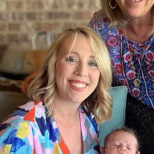 Meet your Posher, Laura